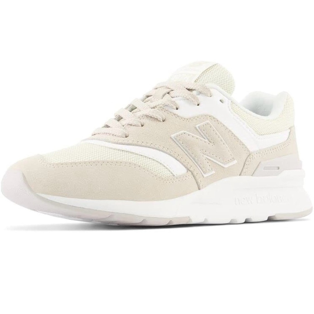 Bnwt New Balance Beige & White Casual Sneaker women’s sz 6.5